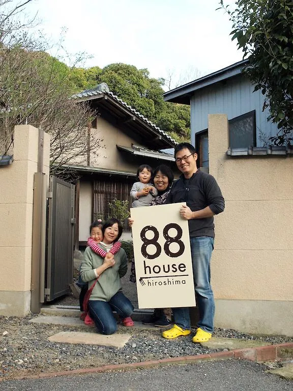 Affittacamere Hotel 88 House Hiroshima Giappone